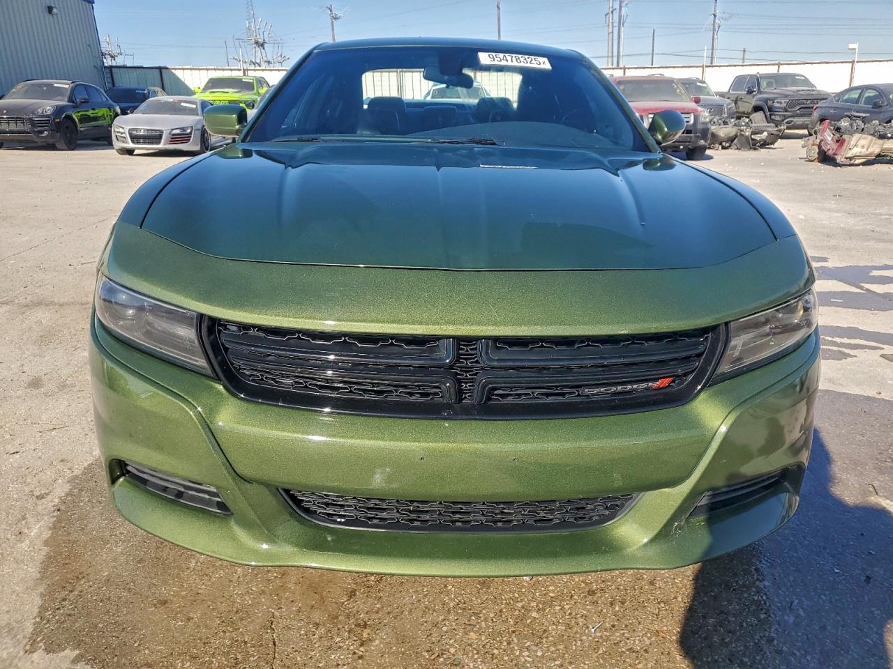 Dodge Charger Sxt