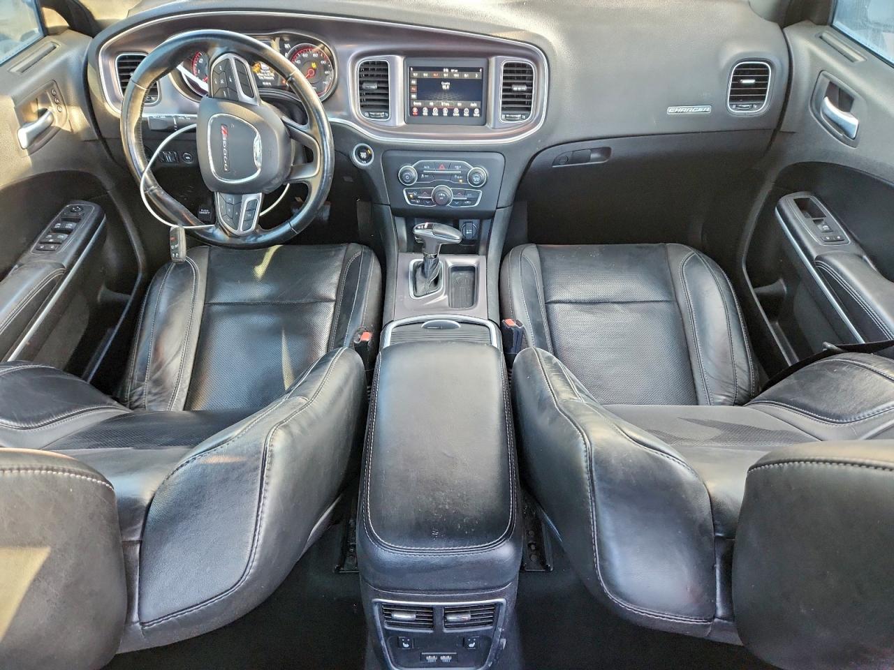 Dodge Charger Sxt