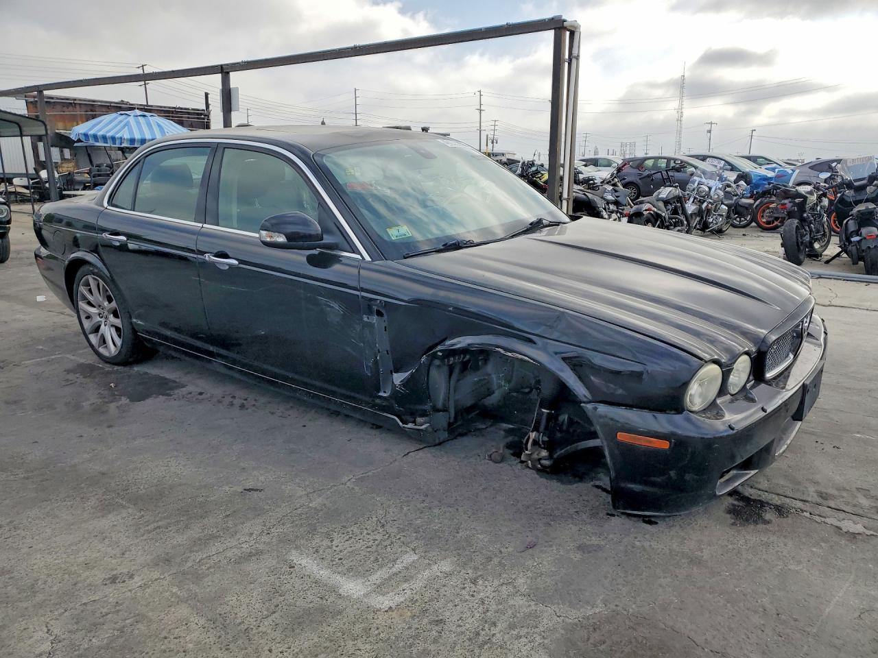 Jaguar Xj8