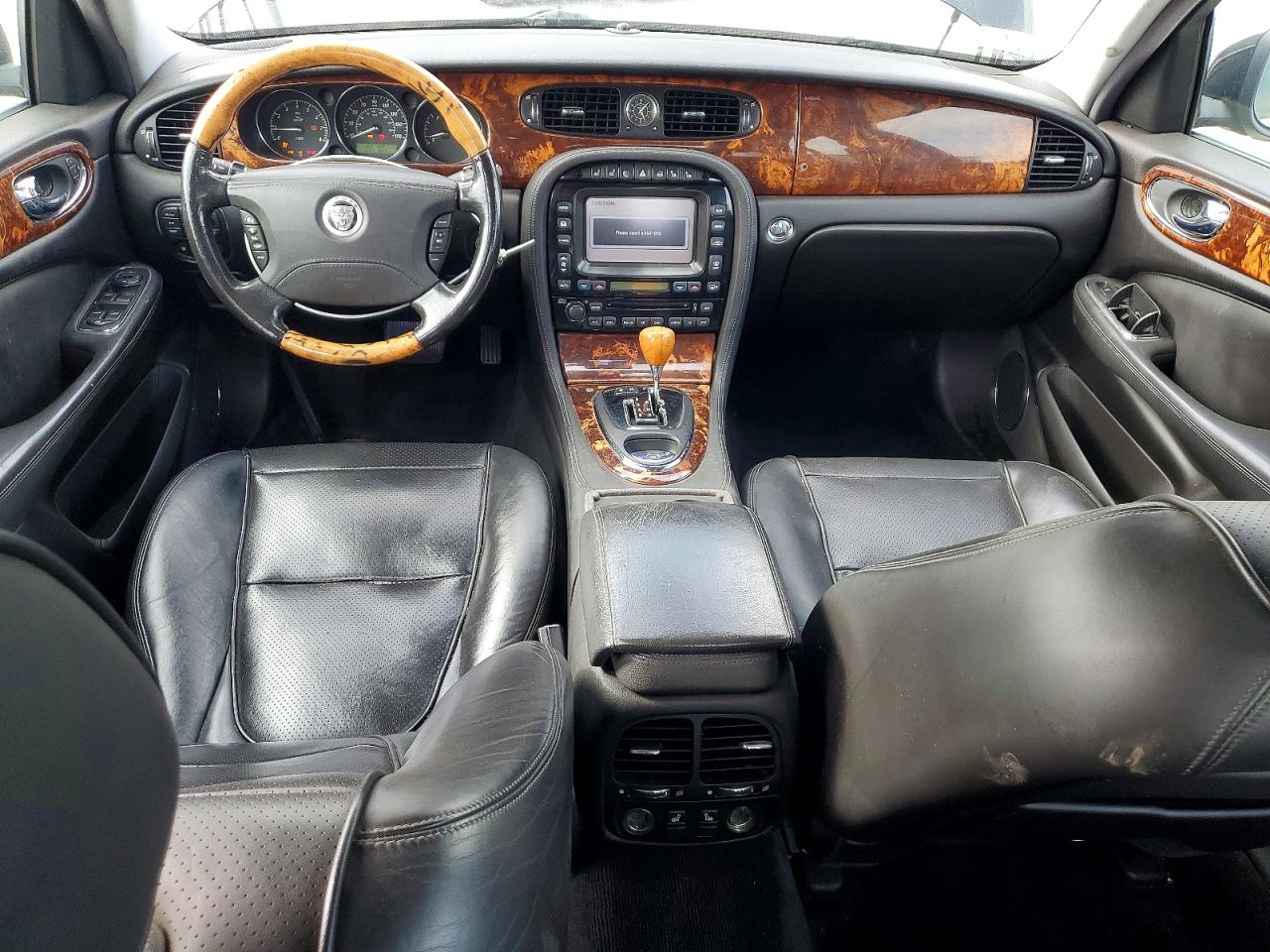 Jaguar Xj8