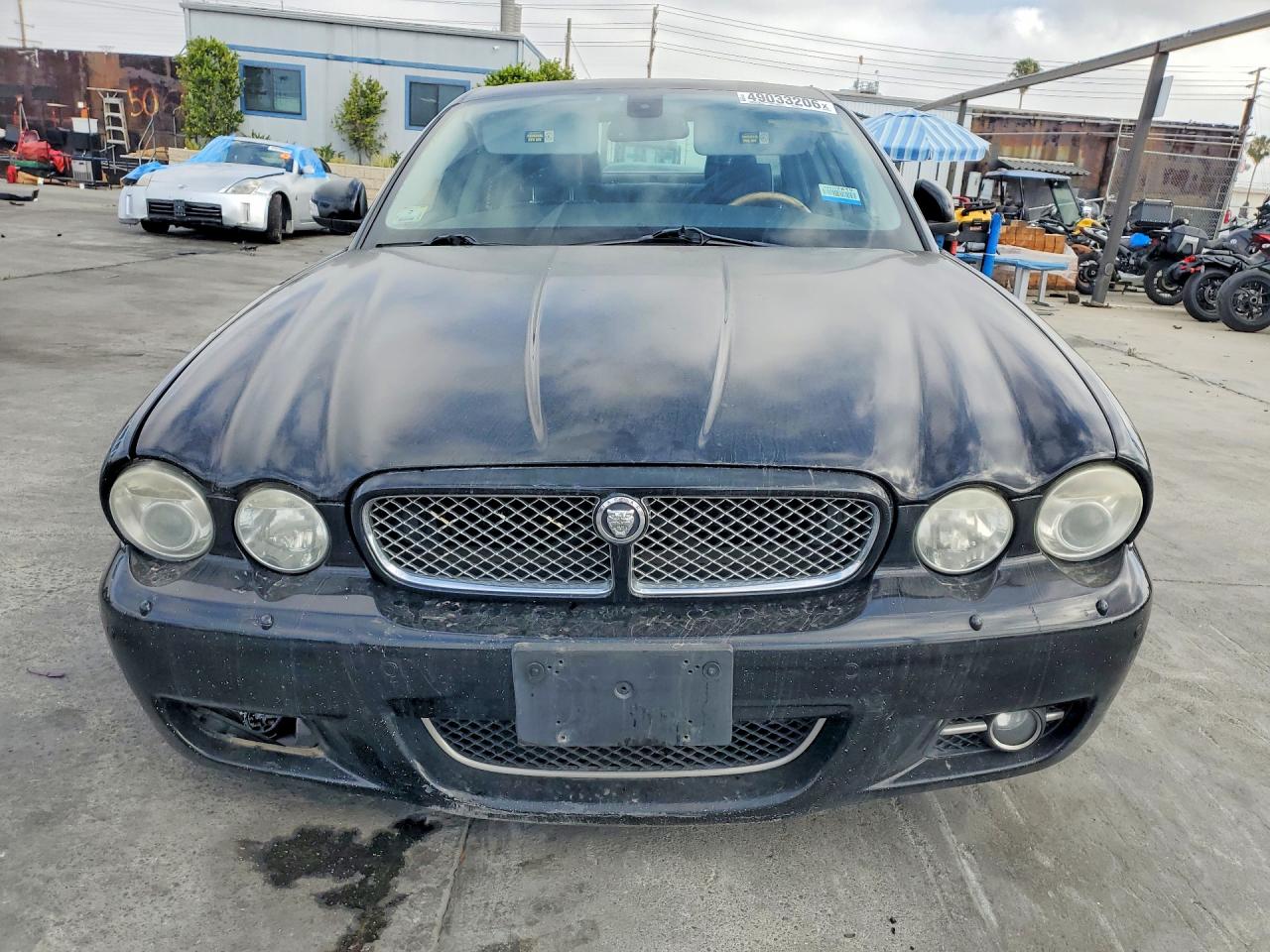 Jaguar Xj8