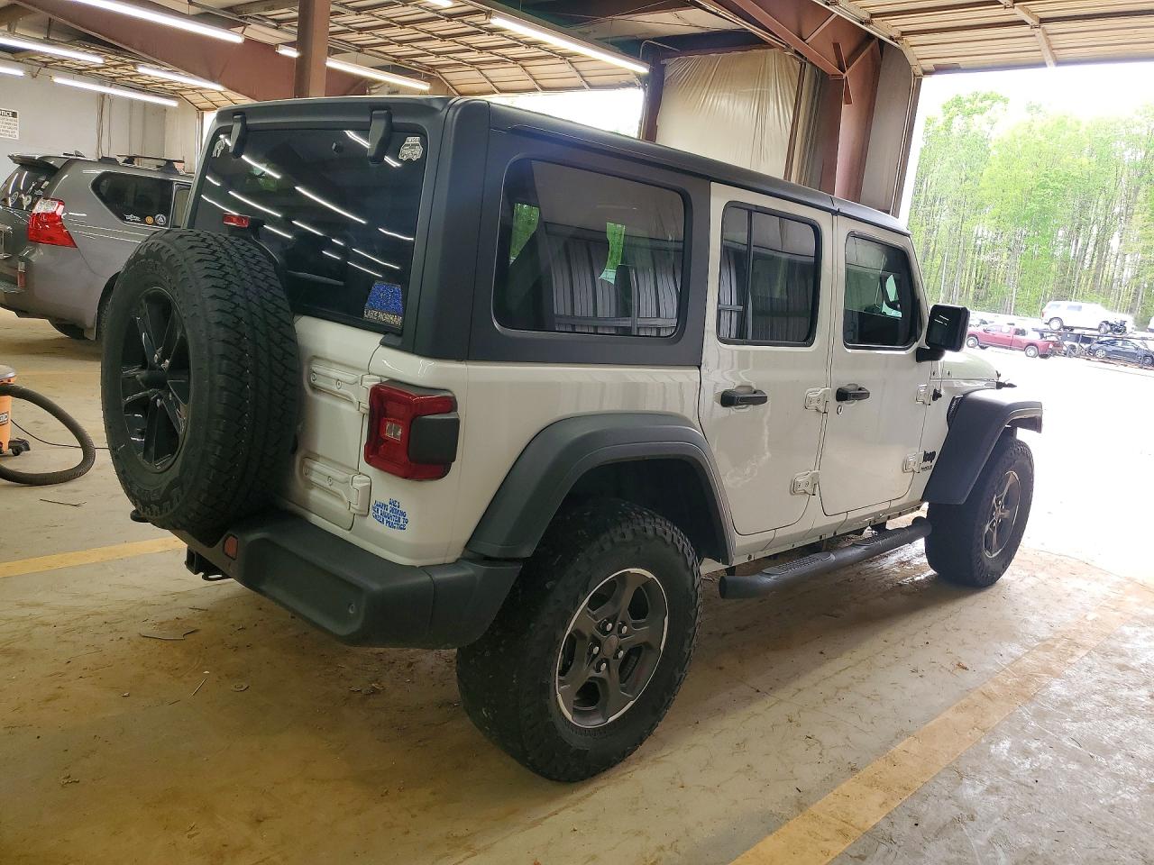 Jeep Wrangler Sport
