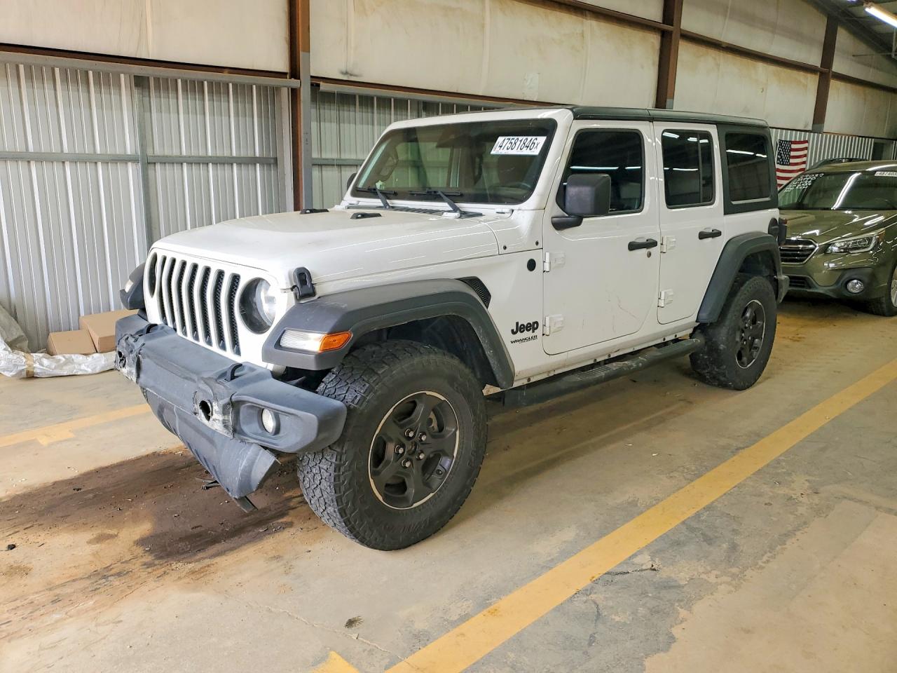 Salvage Jeep Wrangler Image
