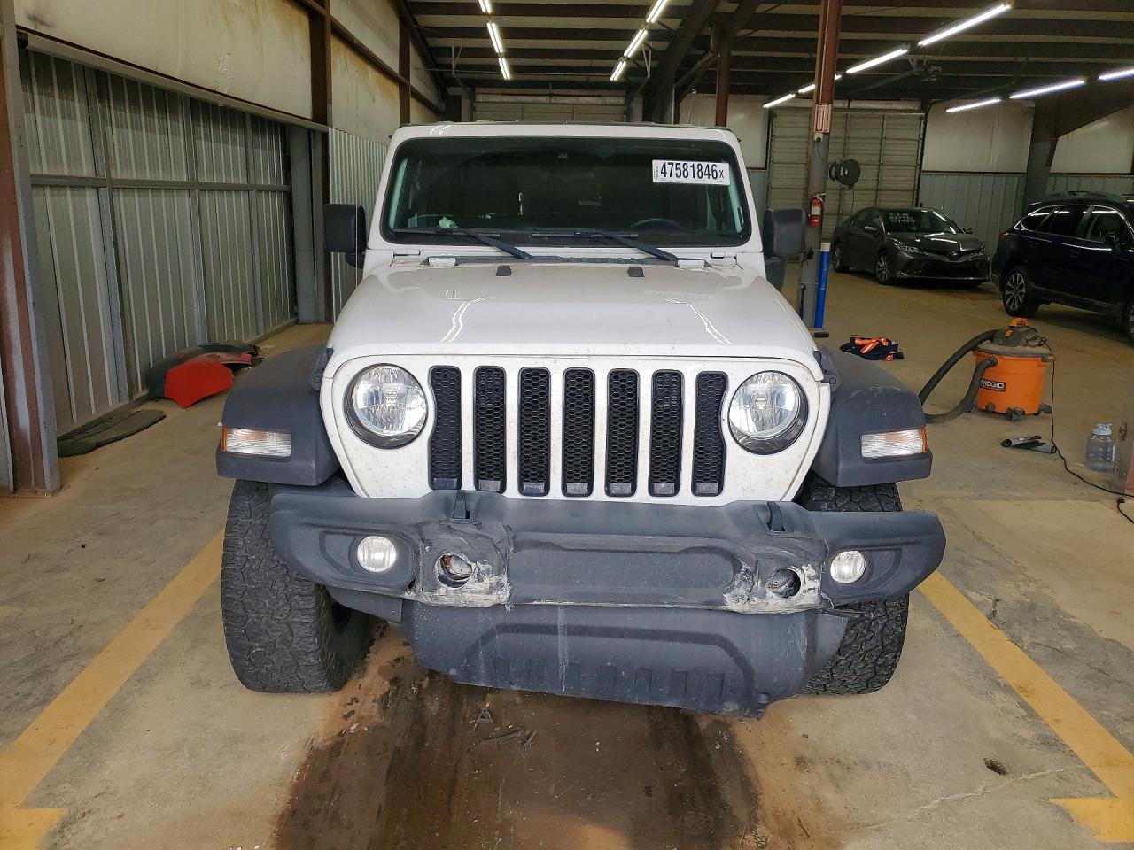Jeep Wrangler Sport