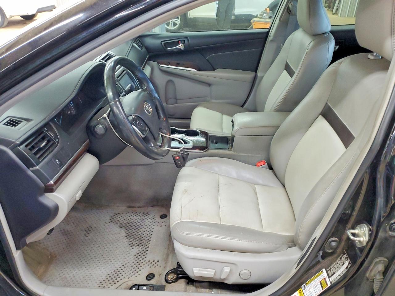 Toyota Camry Xle