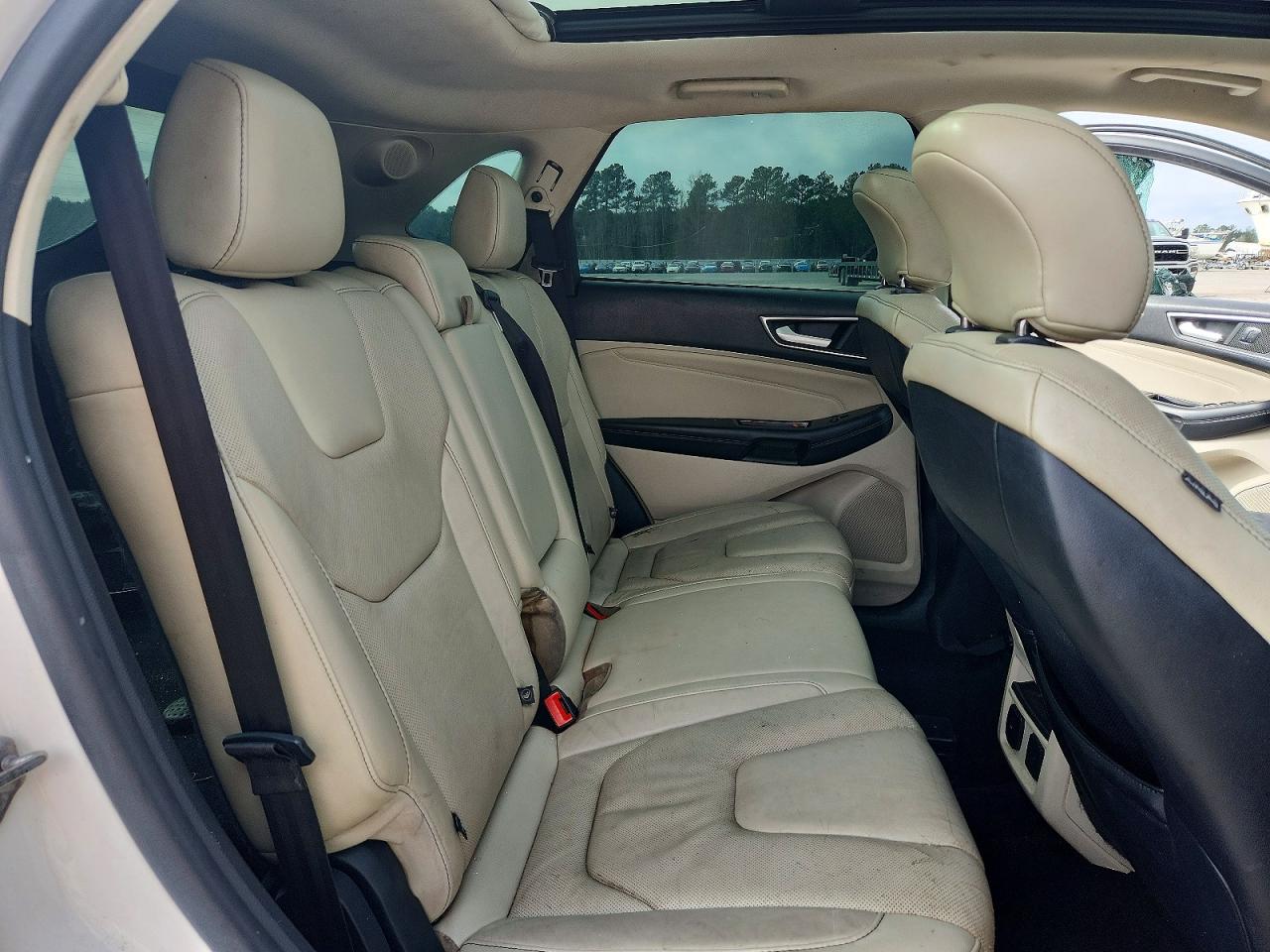 Ford Edge Titanium