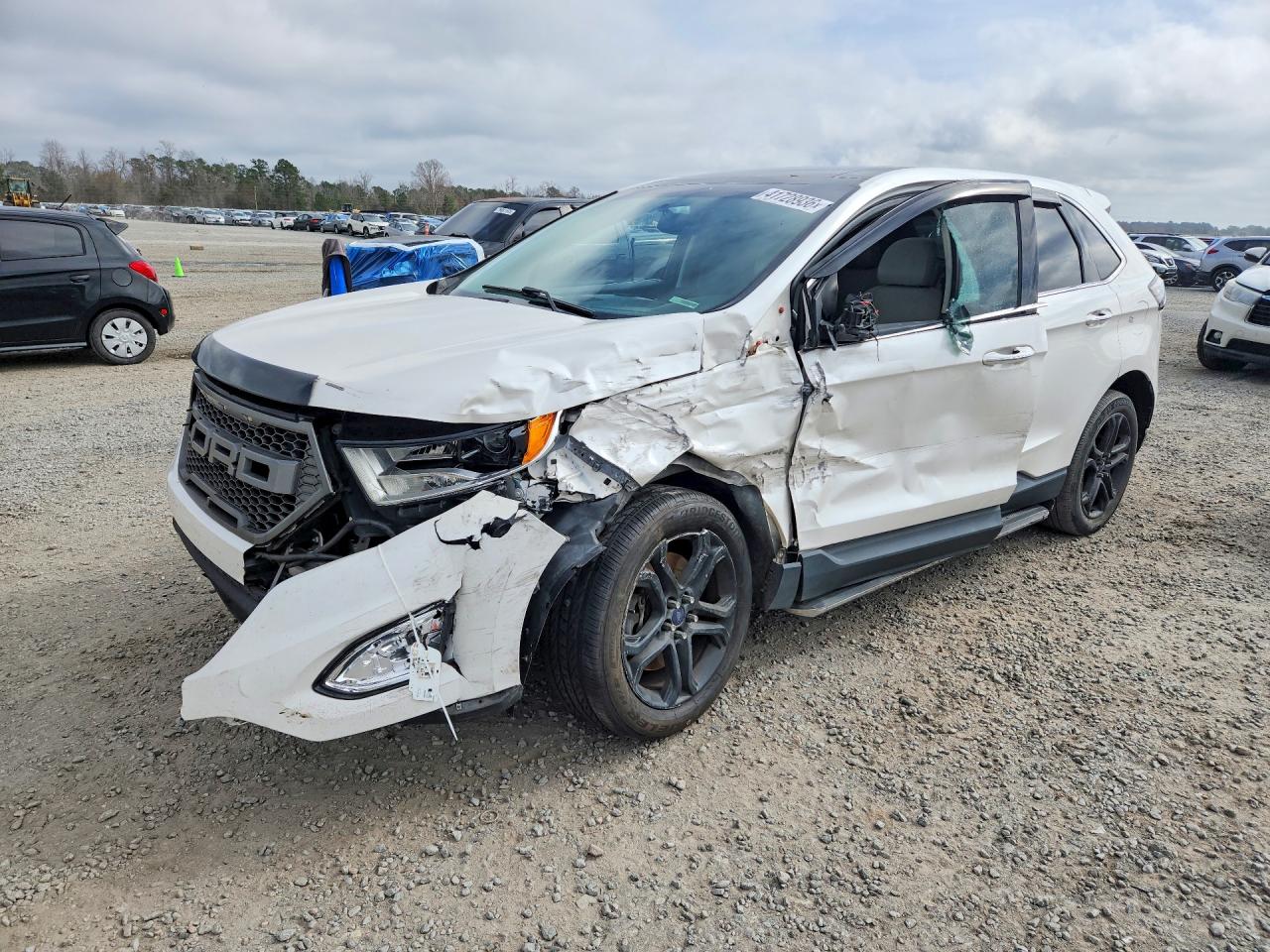Salvage Ford Edge Image
