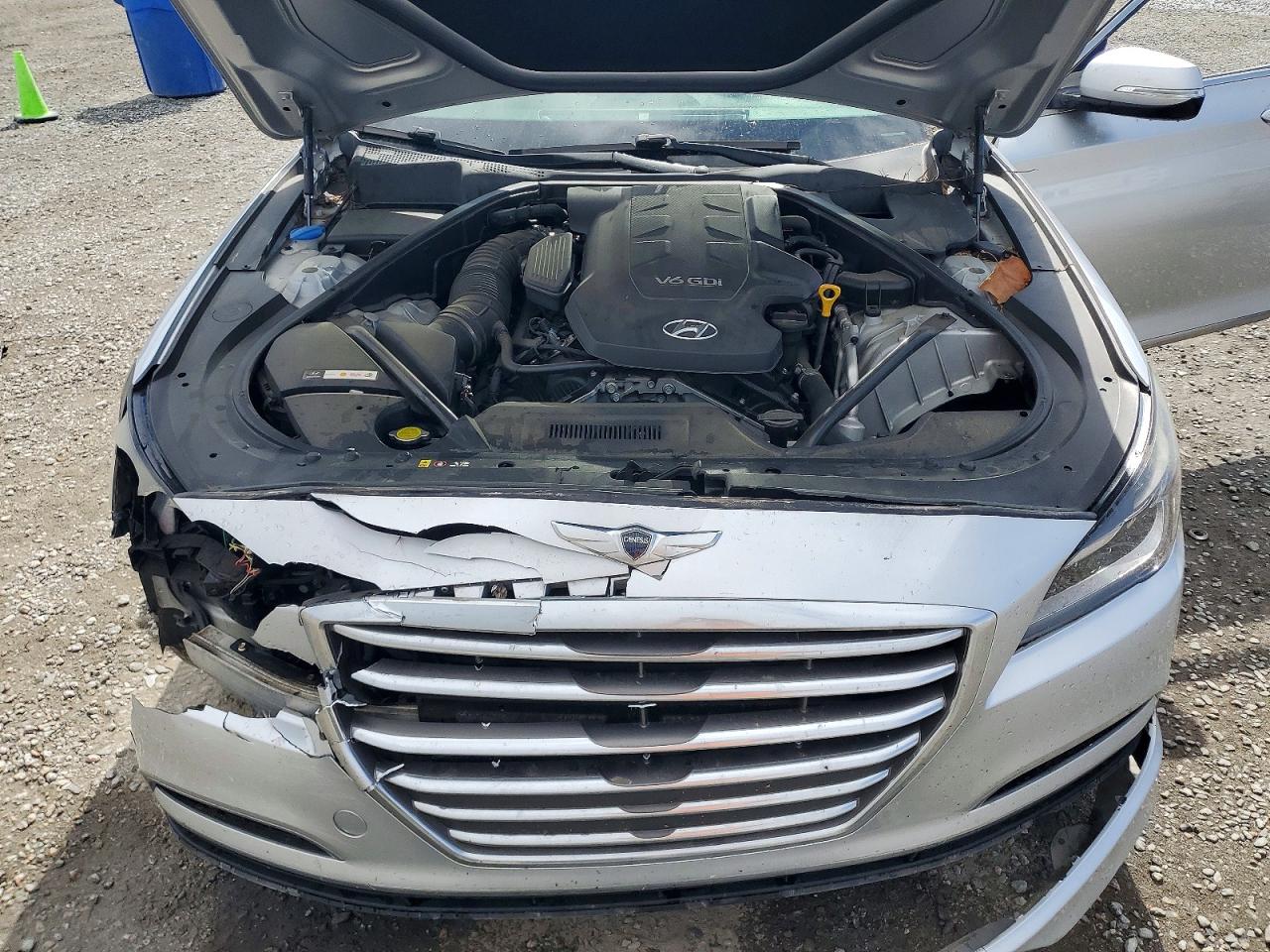 Hyundai Genesis 3.8l