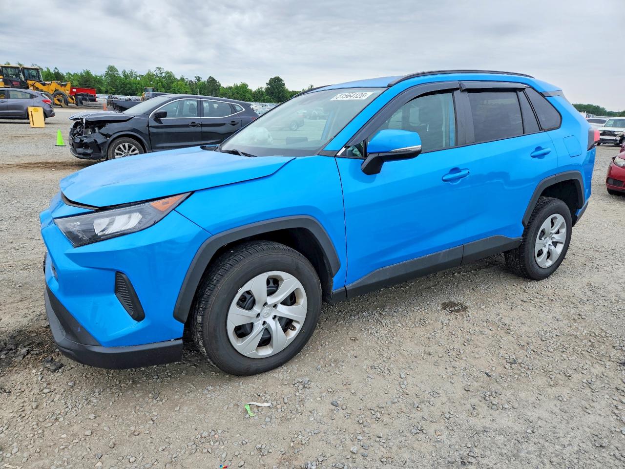 Salvage Toyota RAV4 Image