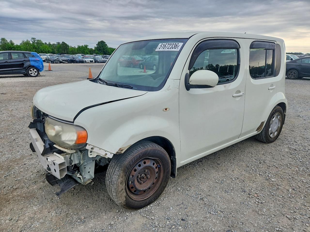 Salvage Nissan cube Image
