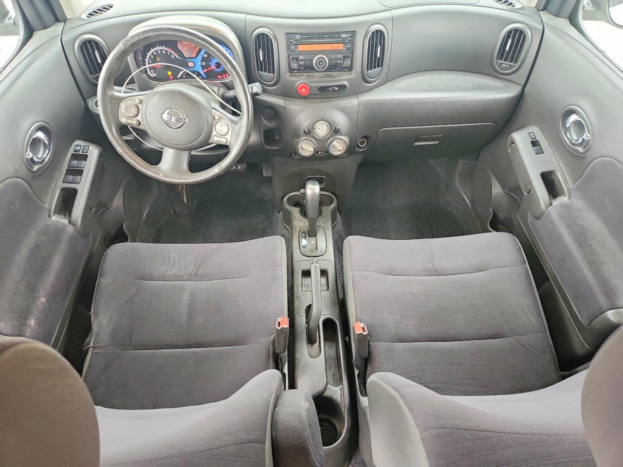 Nissan cube 1.8