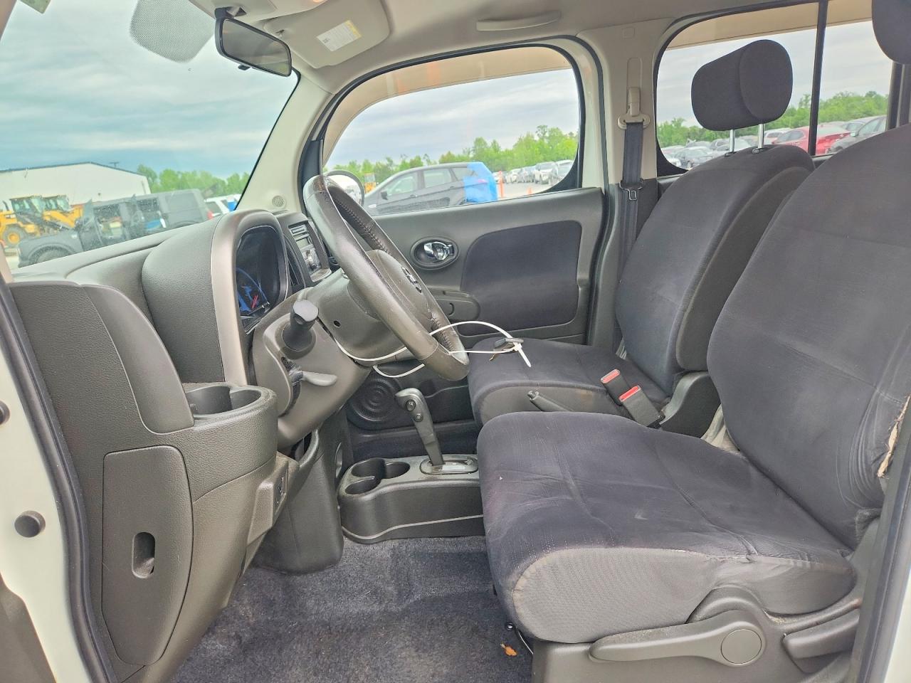 Nissan cube 1.8