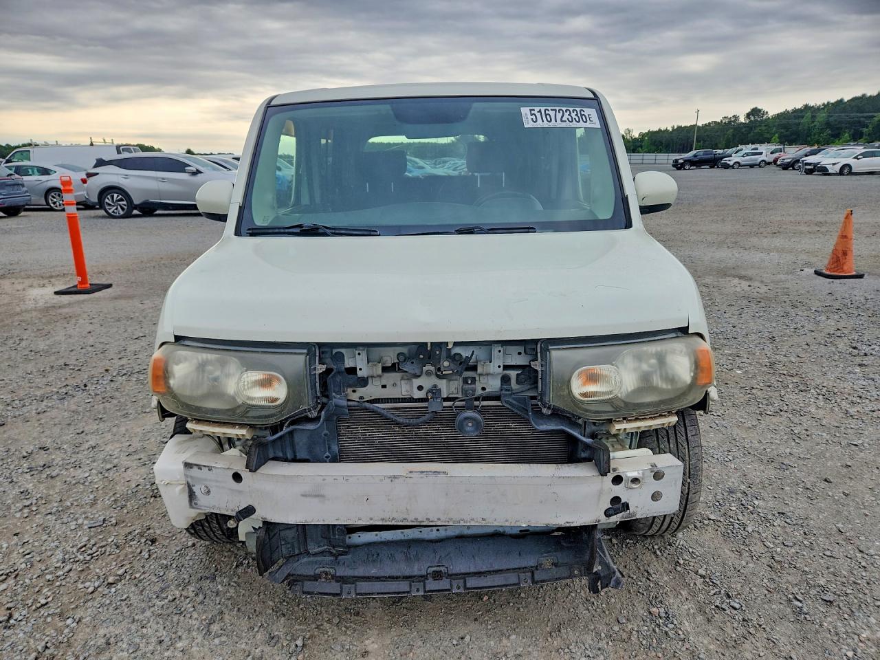 Nissan cube 1.8