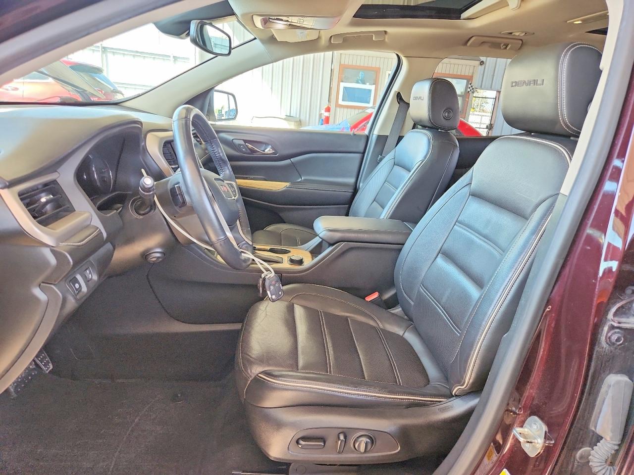 GMC Acadia Denali