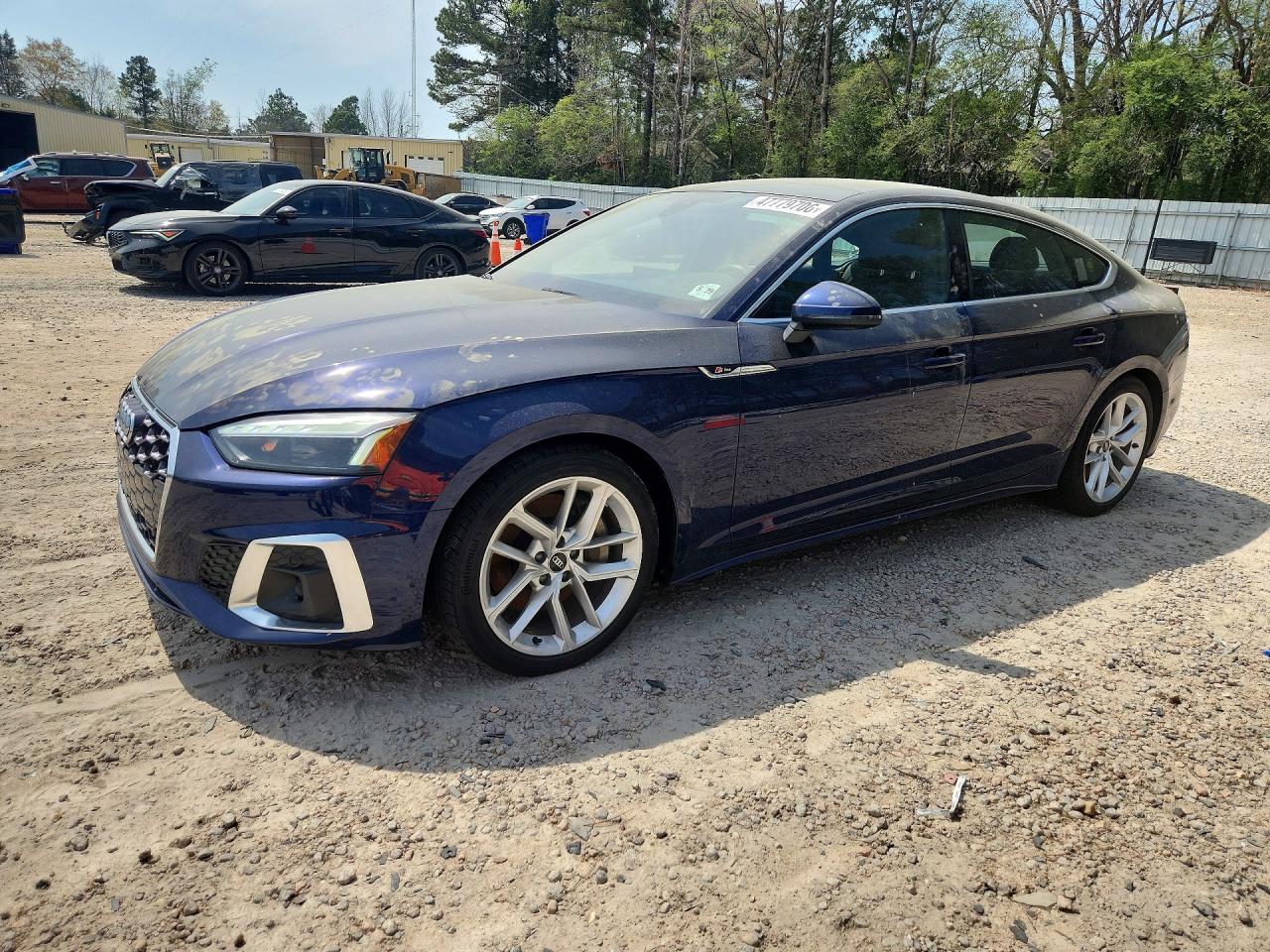 Salvage Audi A5 Image