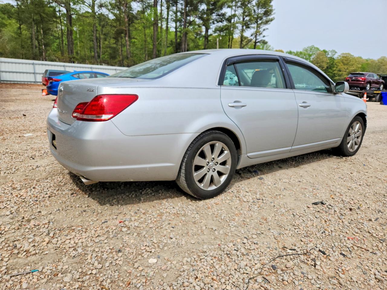 Toyota Avalon Xls