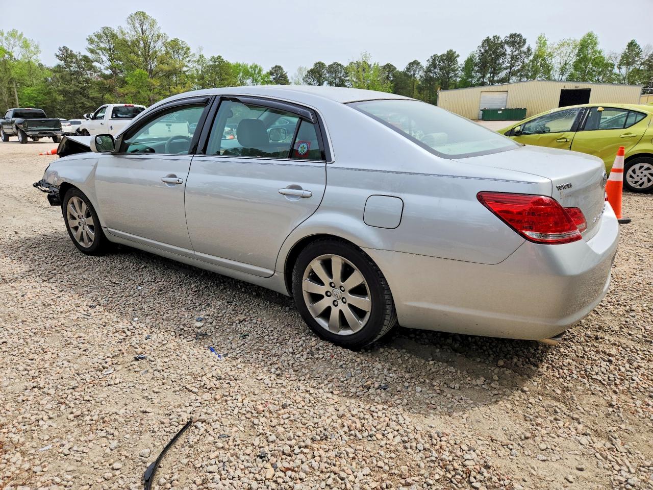 Toyota Avalon Xls
