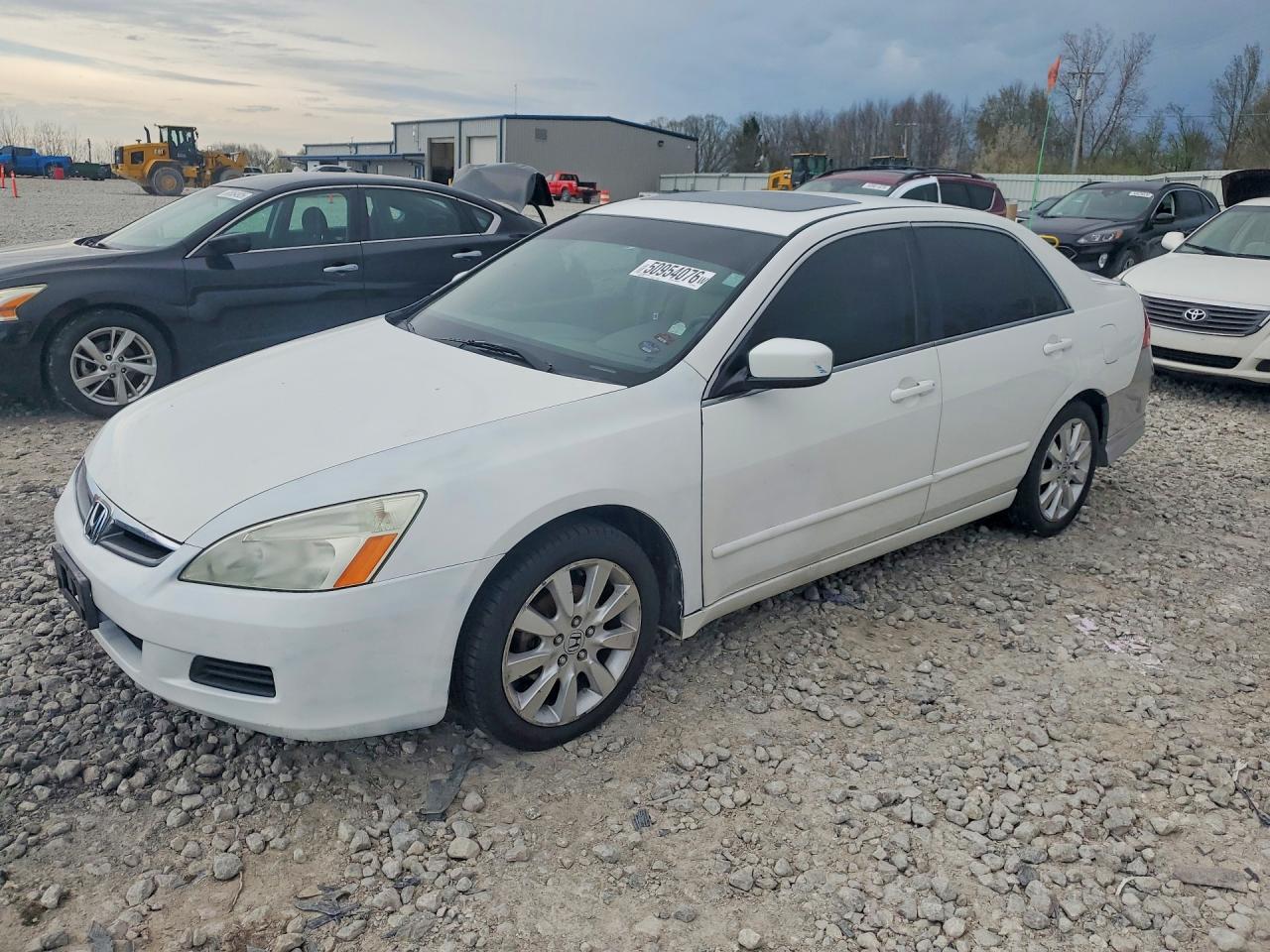 Salvage Honda Accord Image