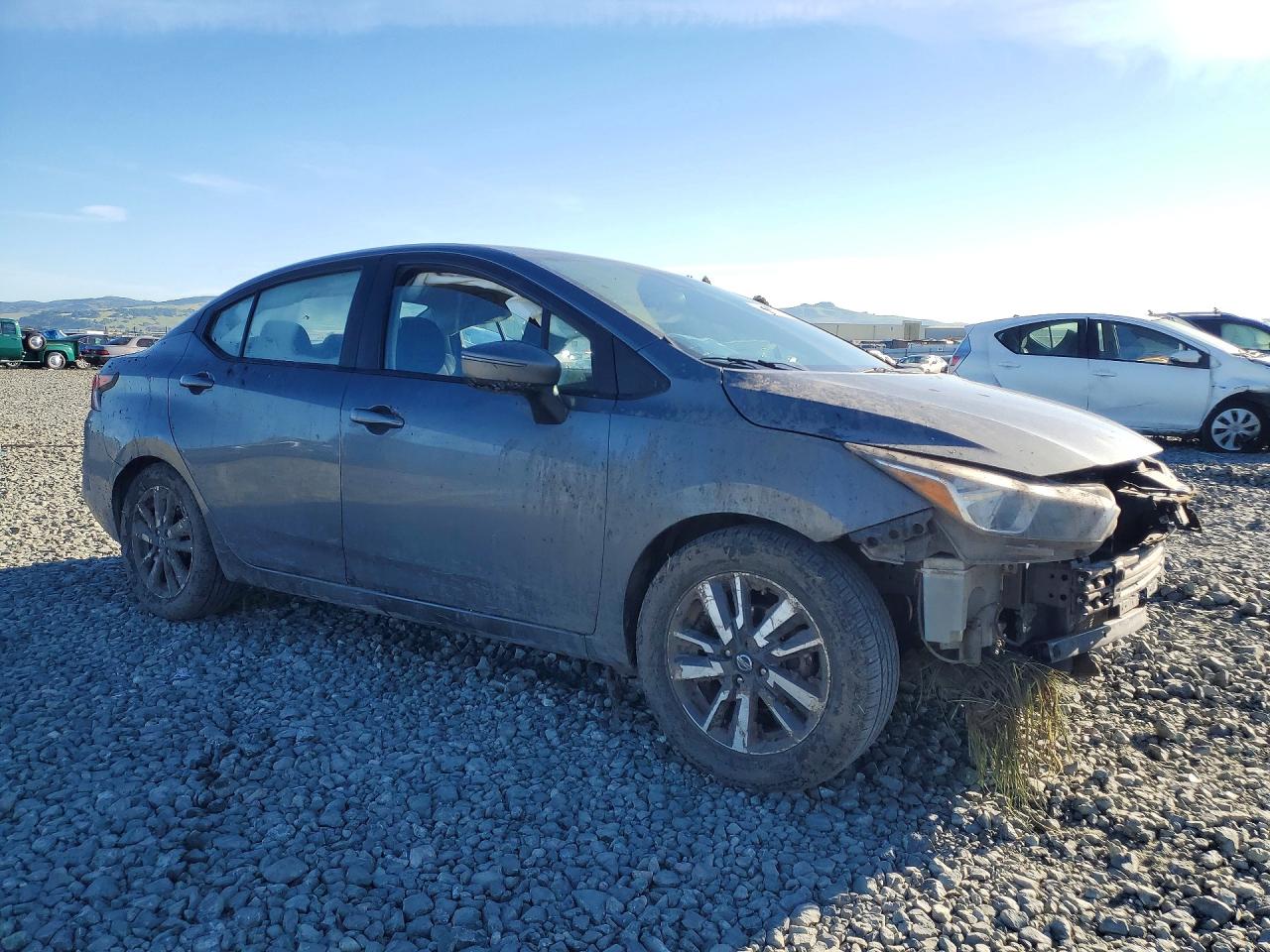 Nissan Versa Sv