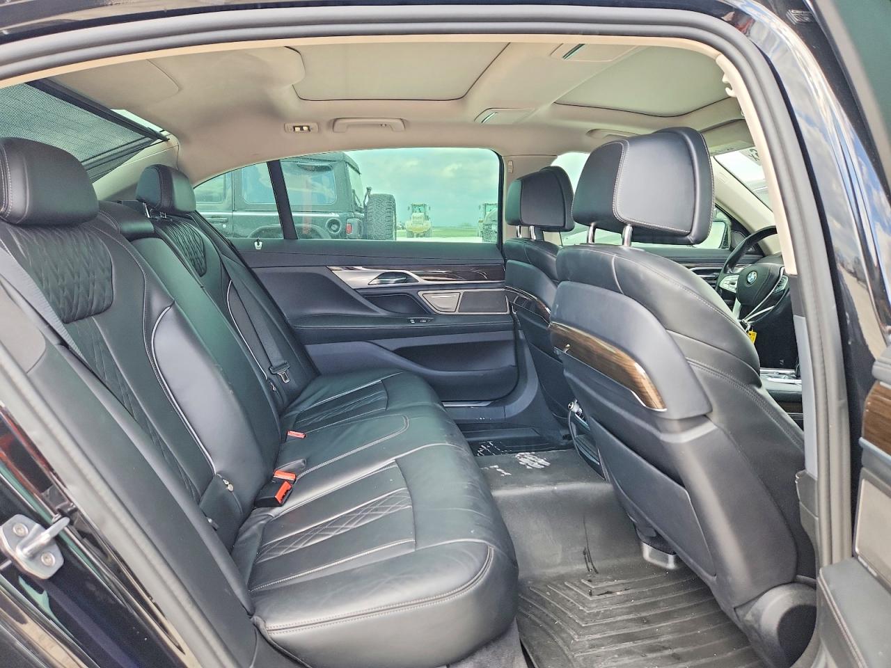 BMW 7 Series I