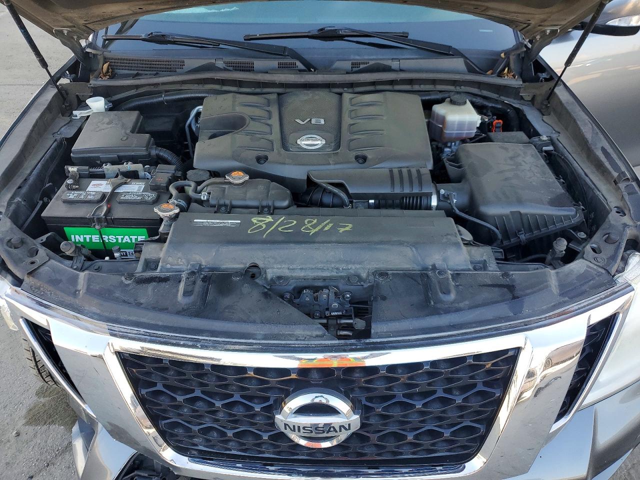 Nissan Armada Sv