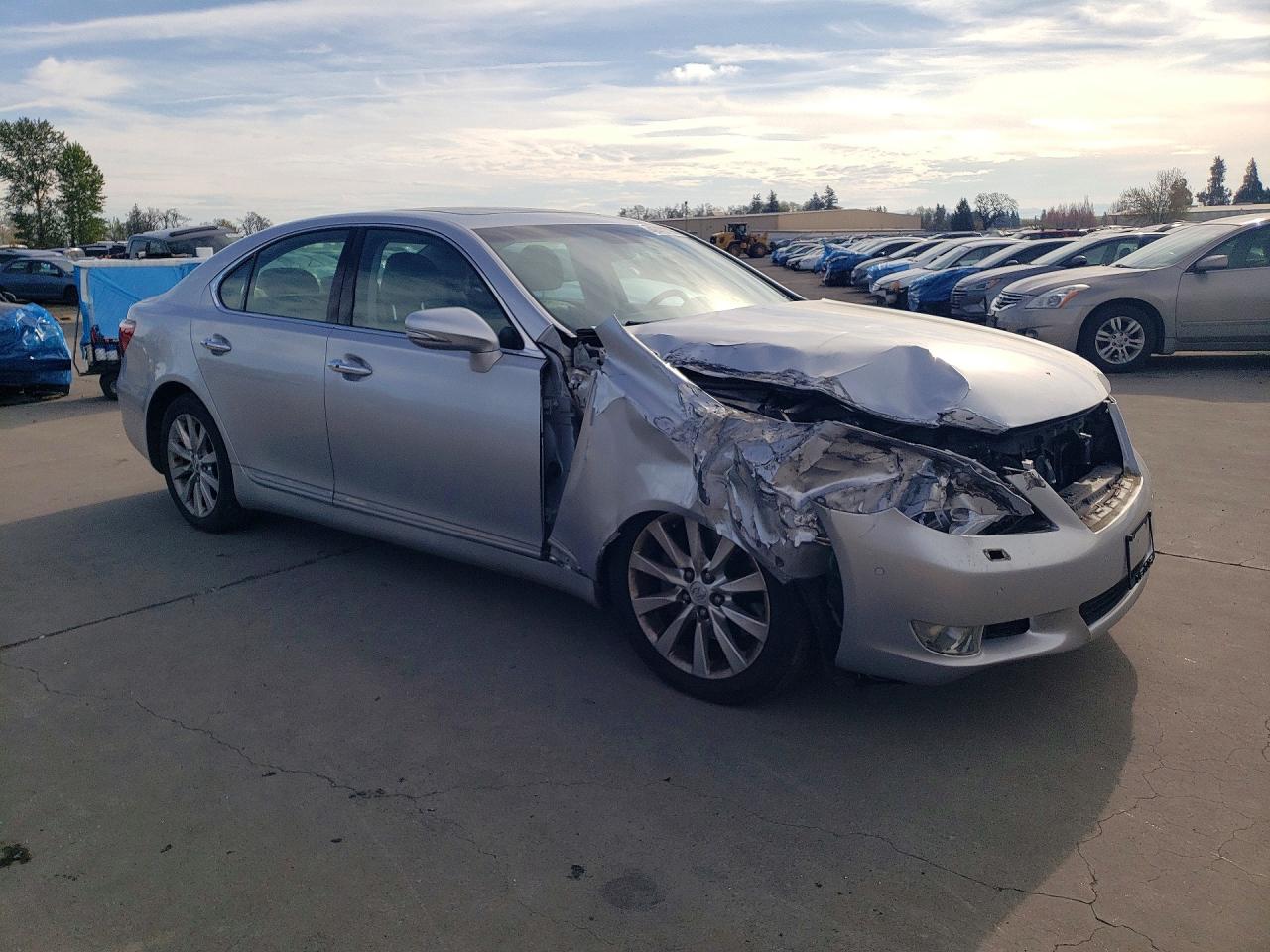 Lexus LS 460