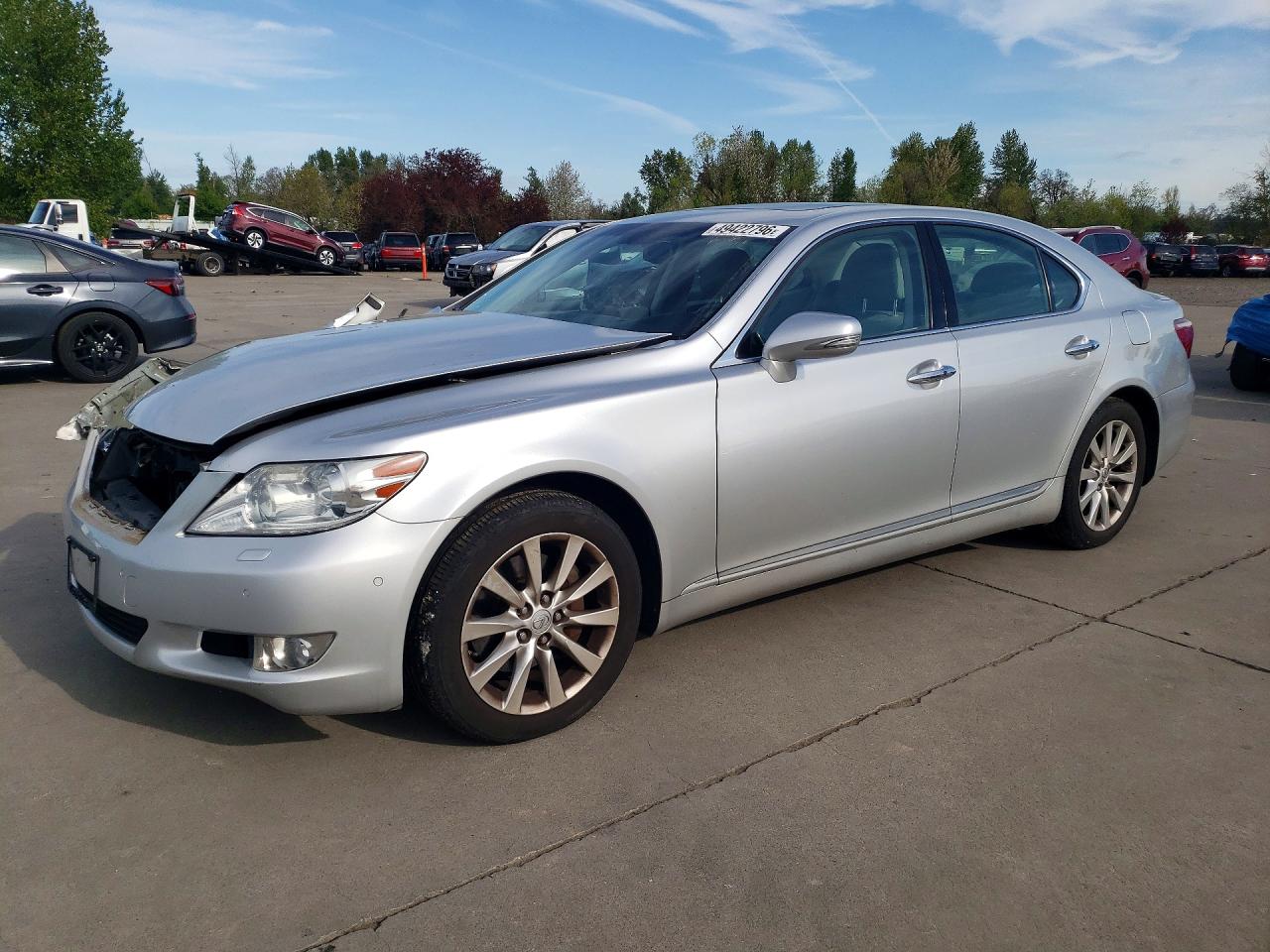 Salvage Lexus LS Image