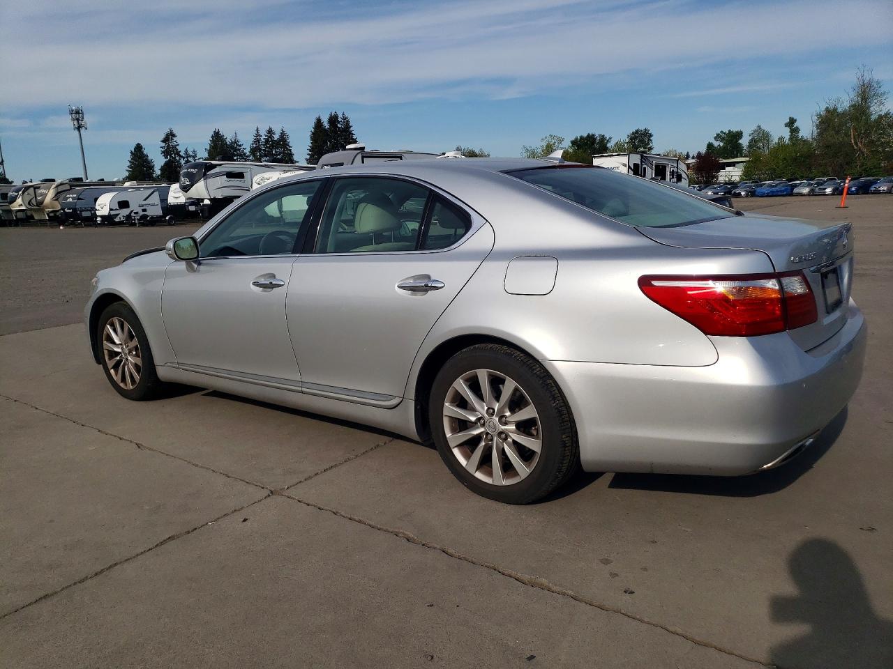 Lexus LS 460