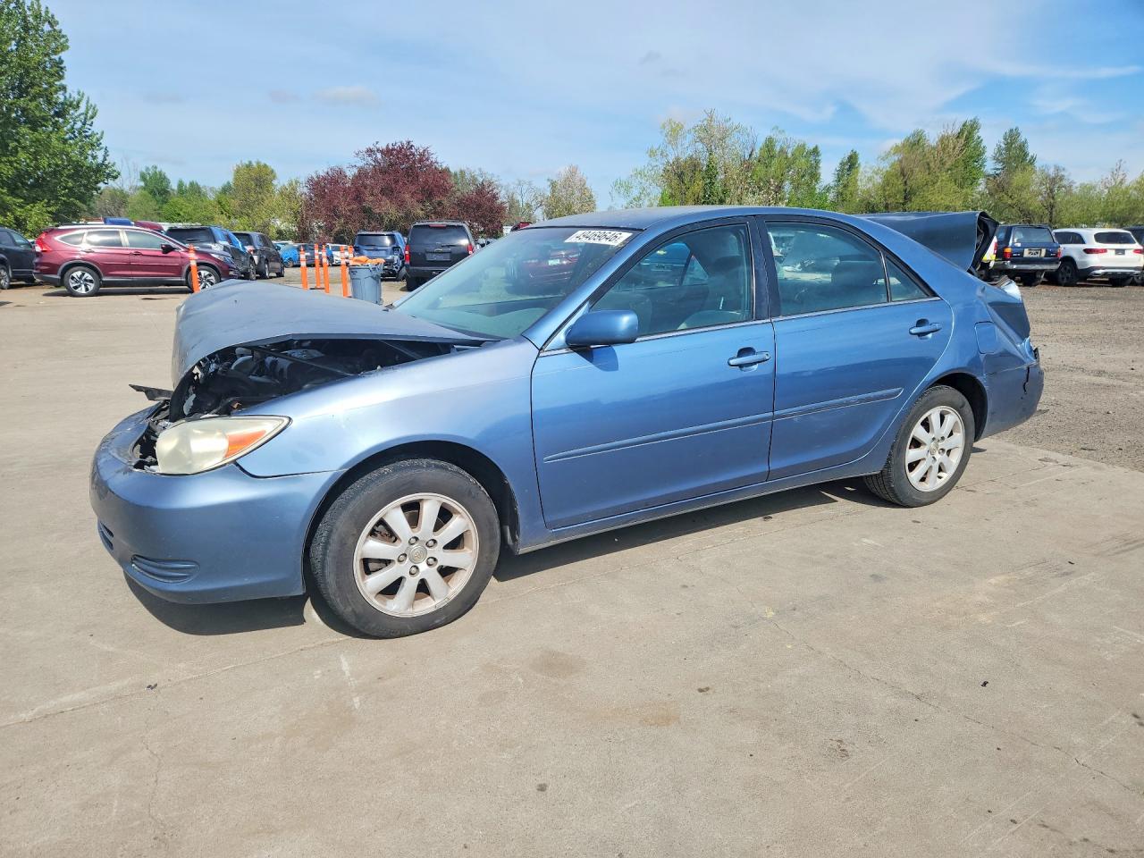 Salvage Toyota Camry Image