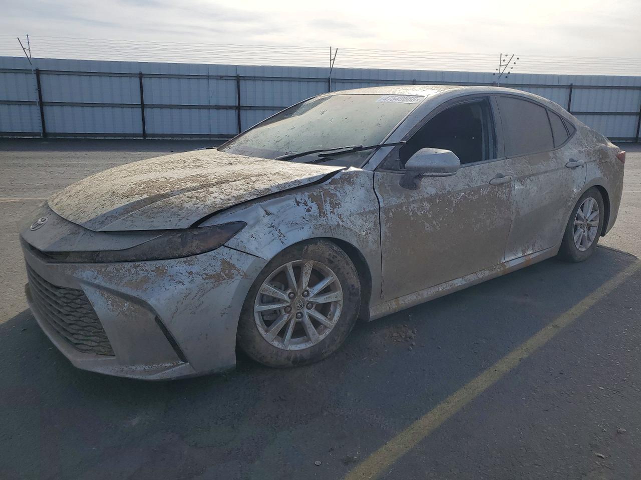 Salvage Toyota Camry Image