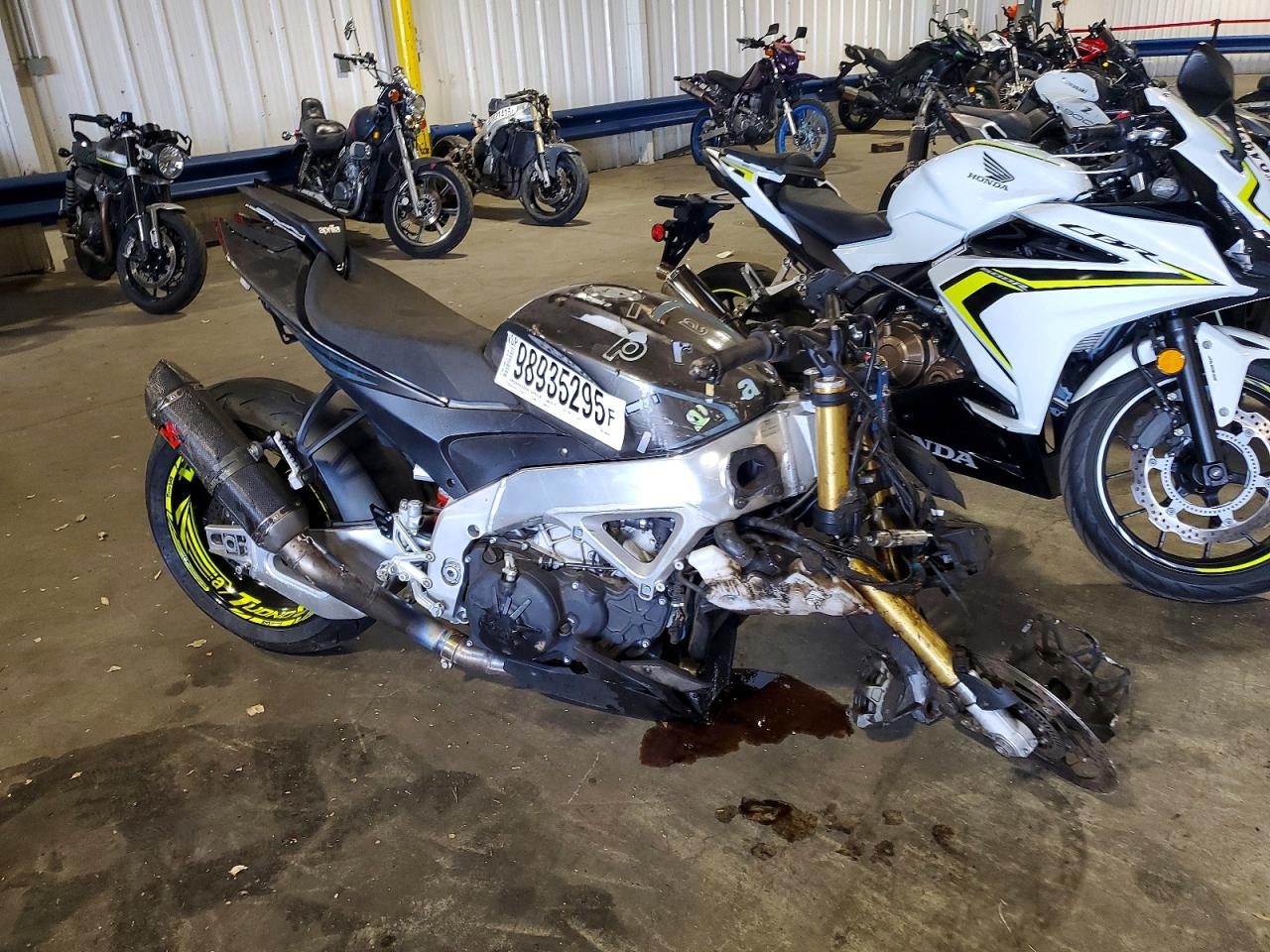 Salvage Aprilia Motorcycle Image