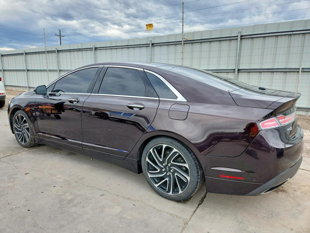 Lincoln MKZ Reserve