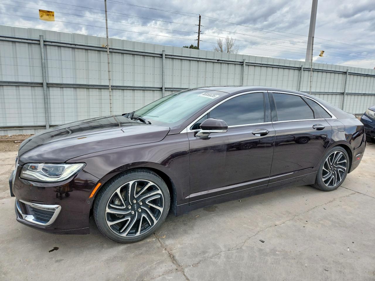 Salvage Lincoln MKZ Image