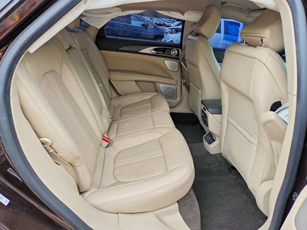 Lincoln MKZ Reserve