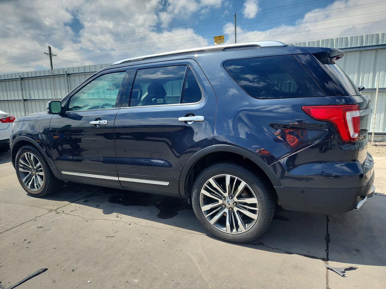 Ford Explorer Platinum