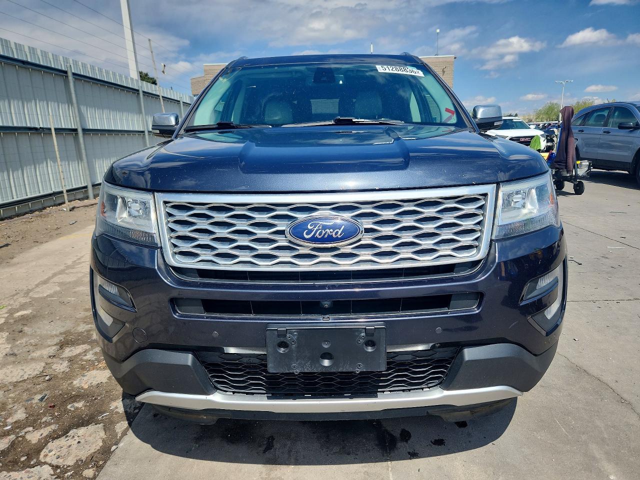 Ford Explorer Platinum