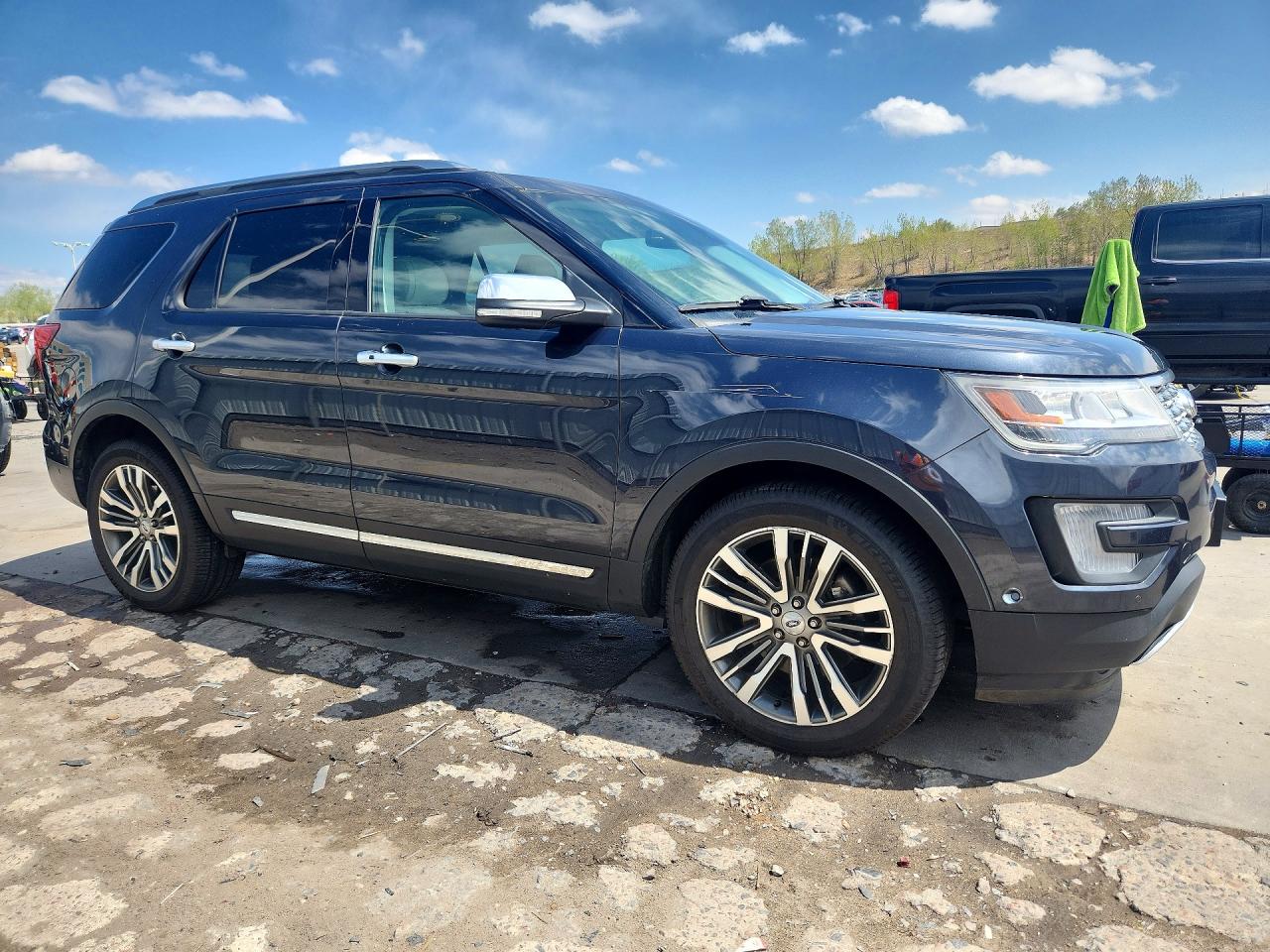 Ford Explorer Platinum