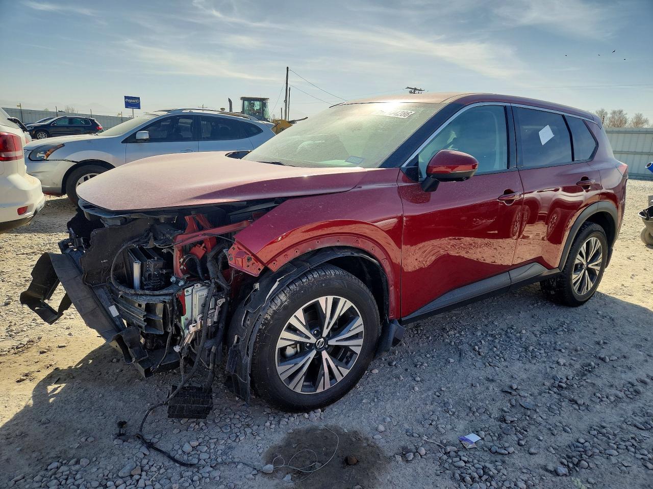 Salvage Nissan Rogue Image