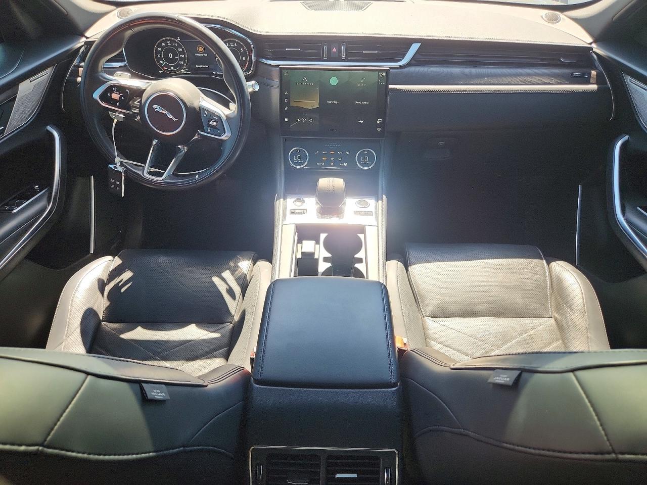 Jaguar F-PACE S