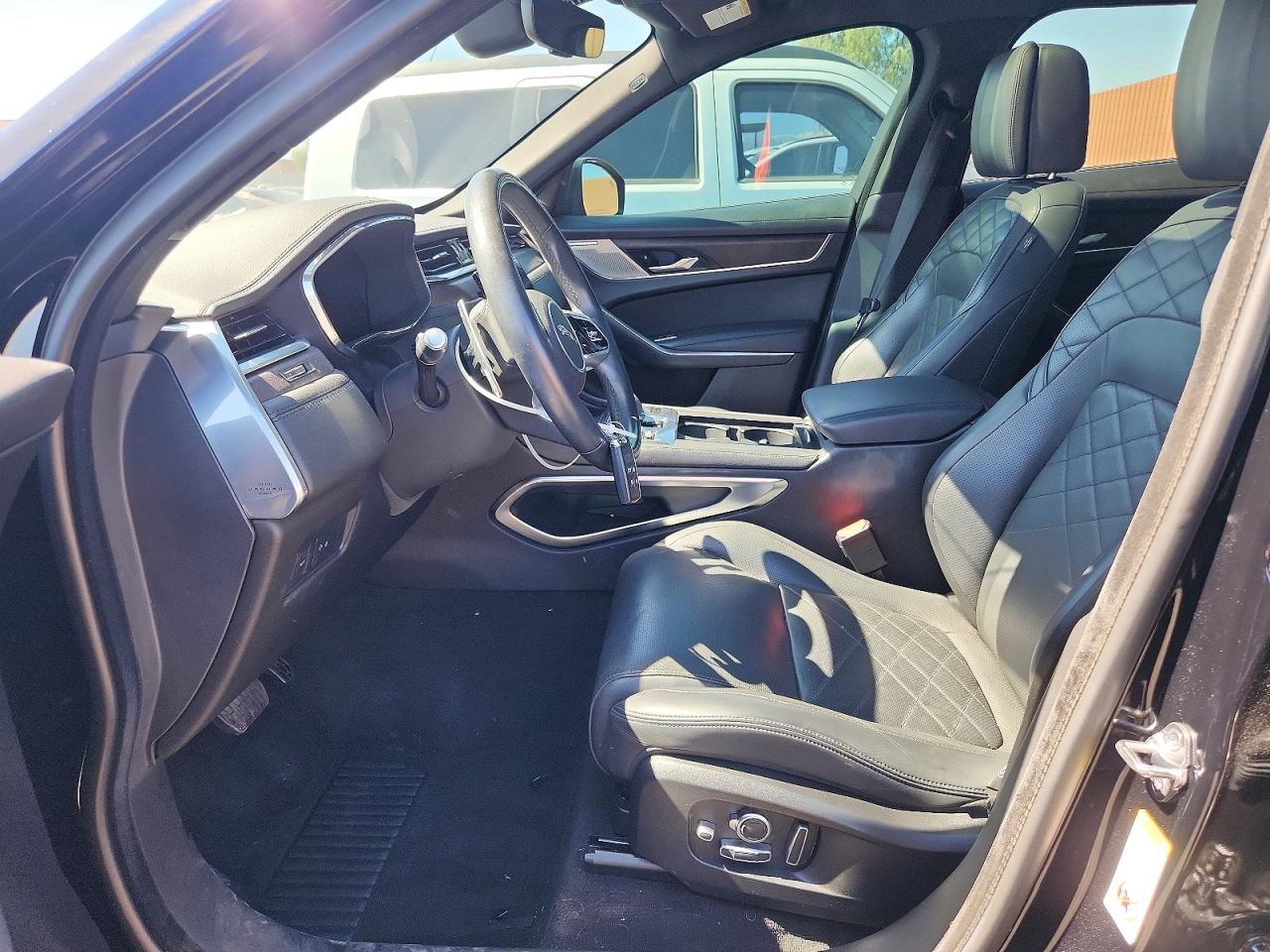 Jaguar F-PACE S
