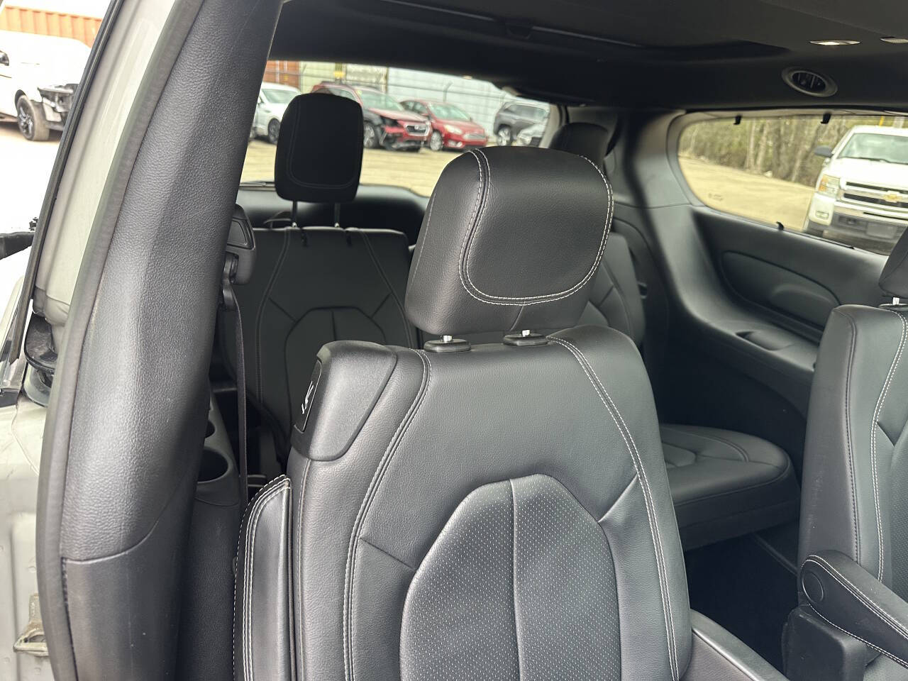 Chrysler Pacifica Launch Edition Awd 4dr Mini Van