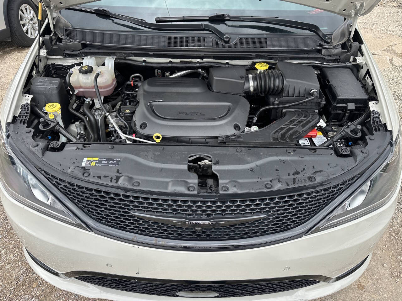 Chrysler Pacifica Launch Edition Awd 4dr Mini Van