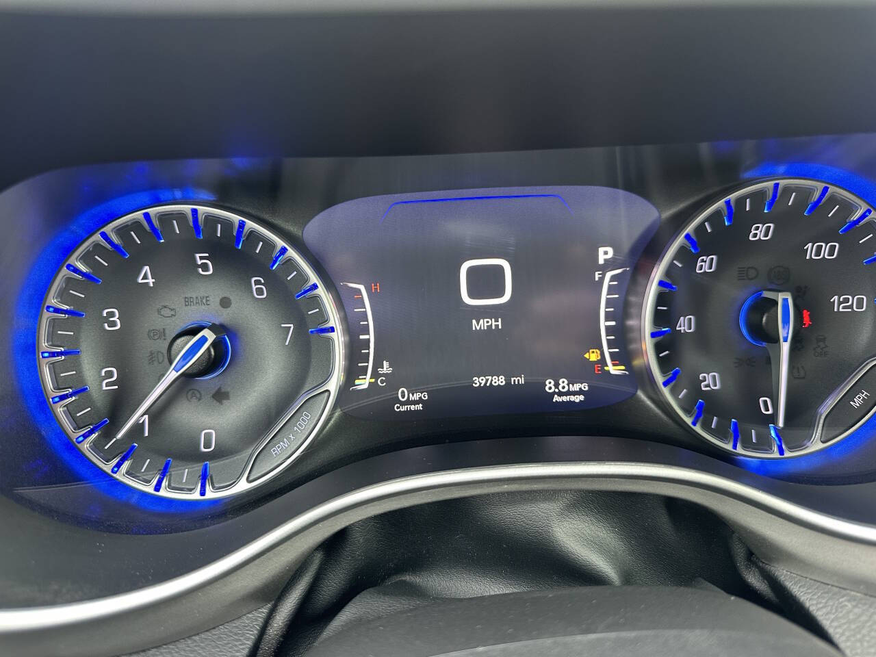 Chrysler Pacifica Launch Edition Awd 4dr Mini Van