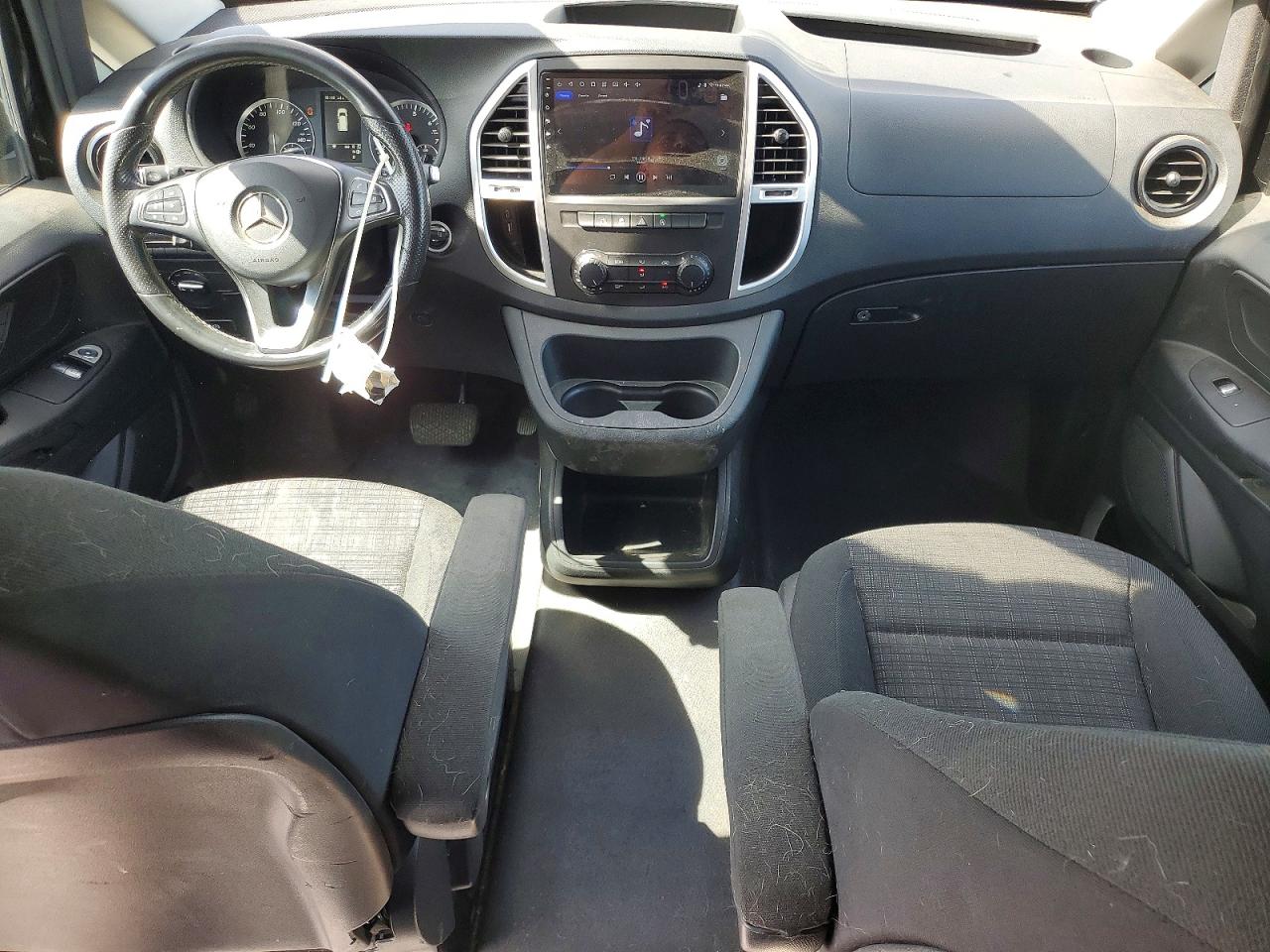 Mercedes-Benz Metris