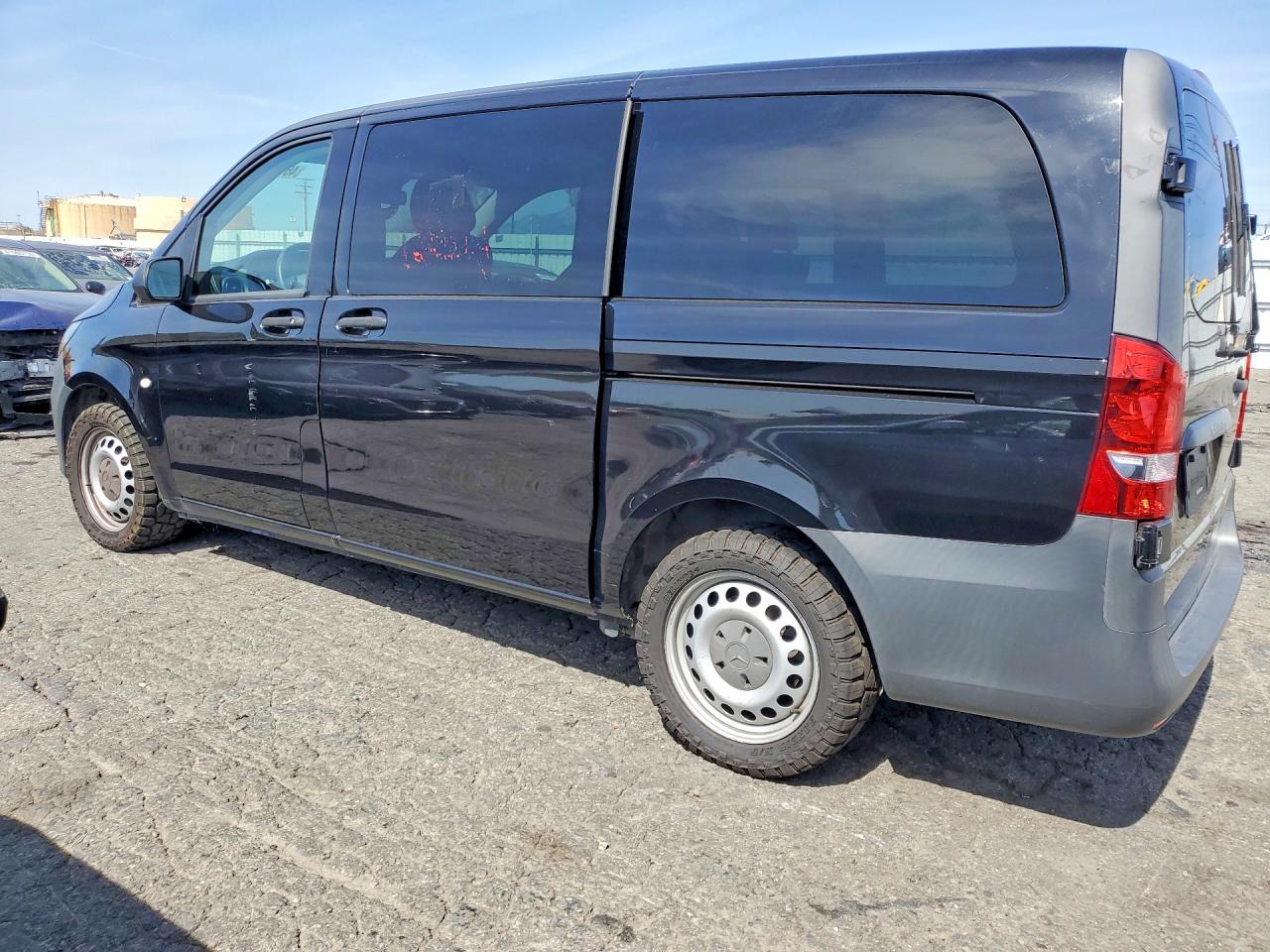 Mercedes-Benz Metris