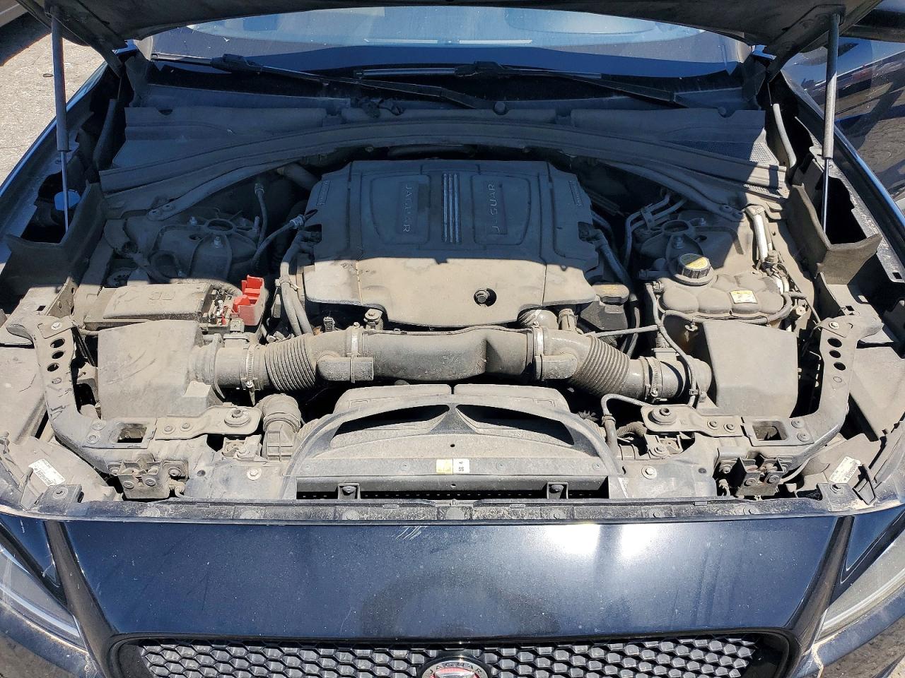 Jaguar F-PACE Premium