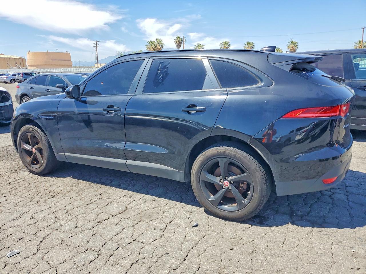 Jaguar F-PACE Premium