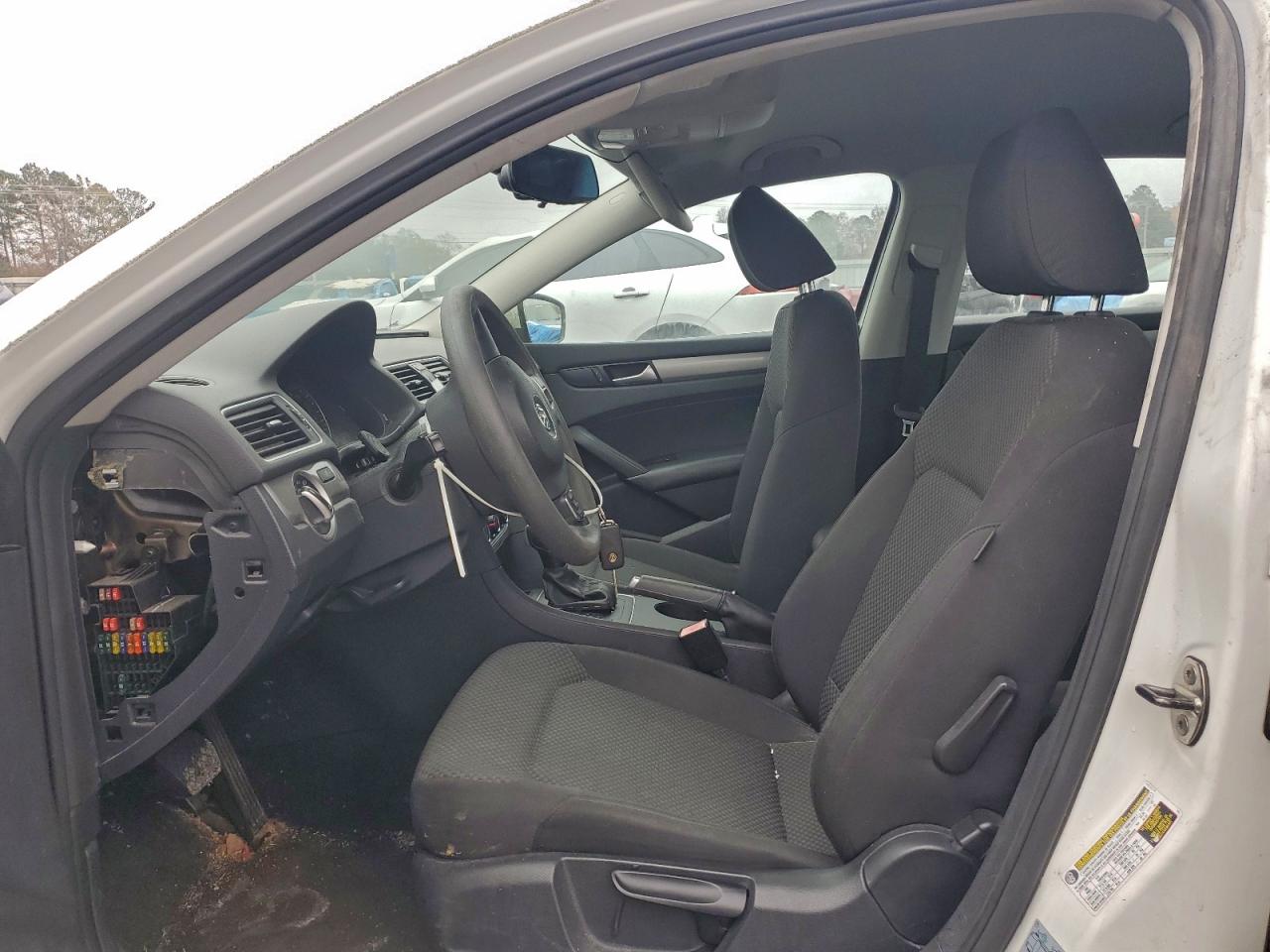 Volkswagen Passat S
