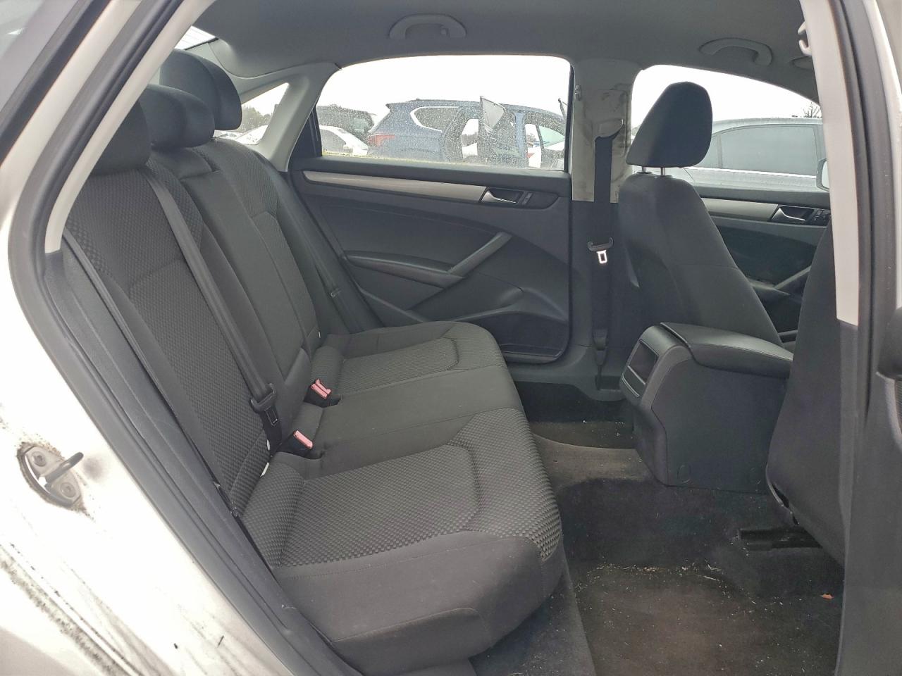 Volkswagen Passat S