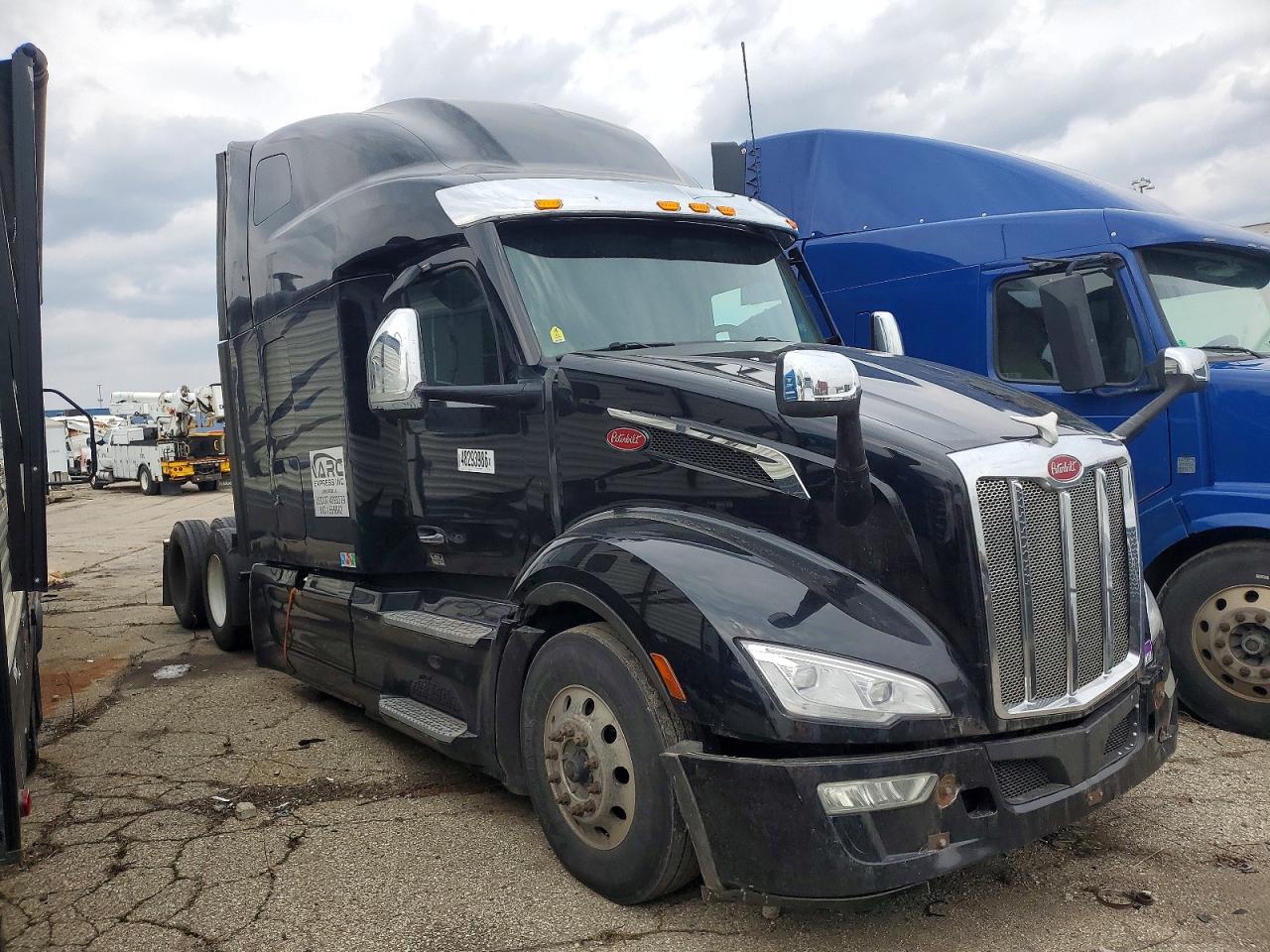 2023 Peterbilt 579